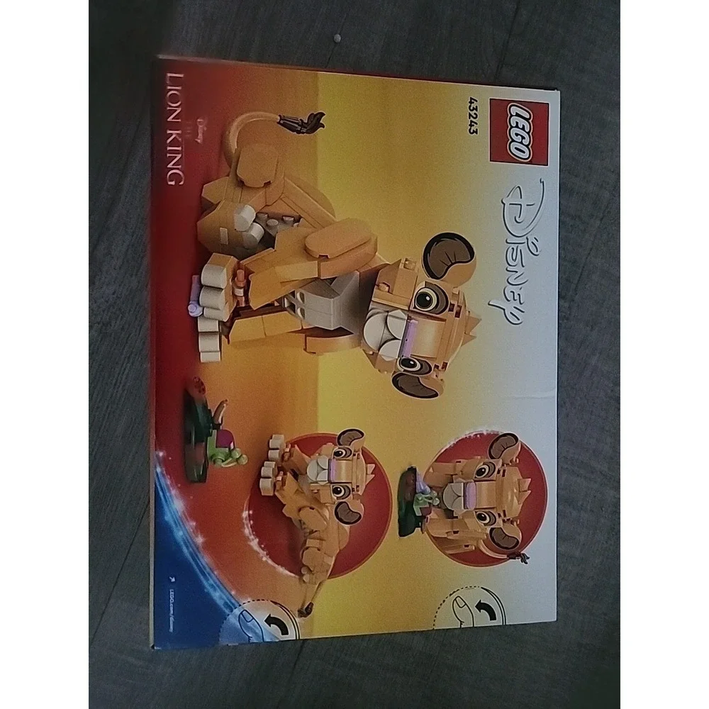 LEGO Disney Simba The Lion King Cub Building‎ Toy - Collectible Play & Display